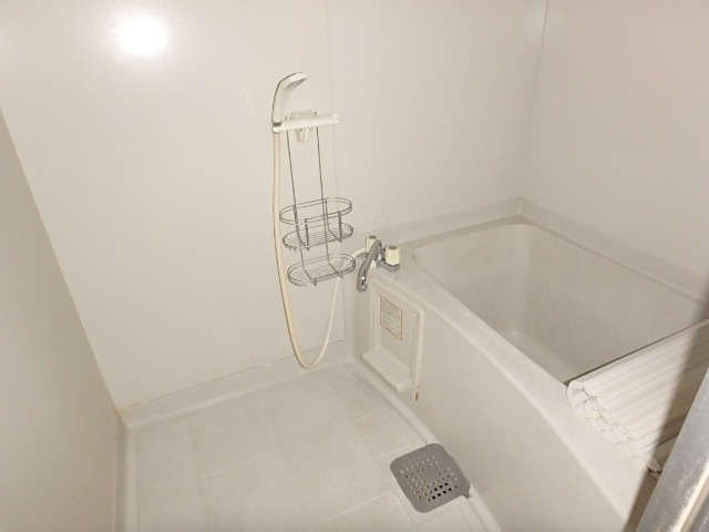 ��ʌ��������܎s�������a�c���P���ڂ̃A�p�[�g�̃o�X