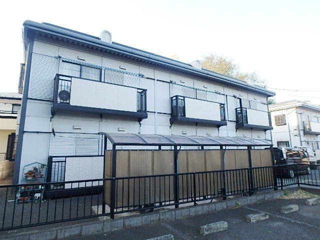 ��ʌ��������܎s�������a�c���P����670-3�̃A�p�[�g�̌����O��