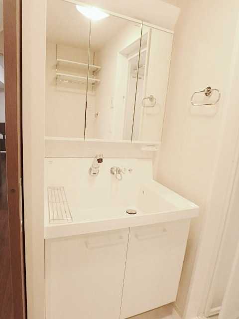 ��ʌ��������܎s������㗎���R���ڂ̃A�p�[�g�̐��ʏ�