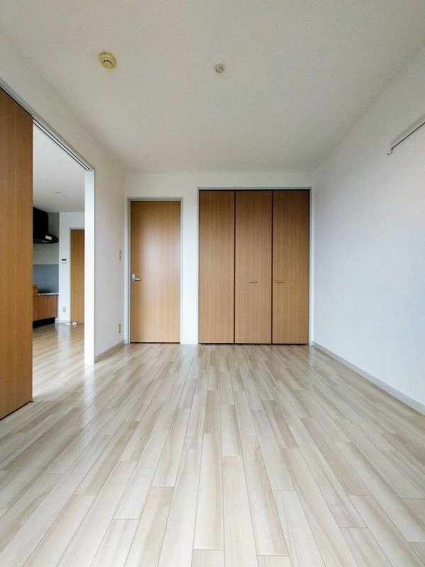 ��ʌ�����s�厚���̃A�p�[�g�̂��̑������E�X�y�[�X