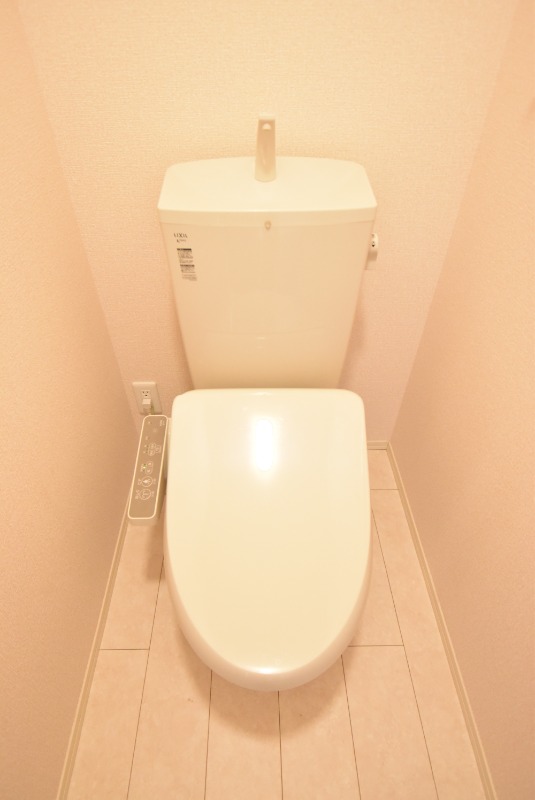 ��ʌ��z�J�s���C�N�^�E���U���ڂ̃A�p�[�g�̃g�C��