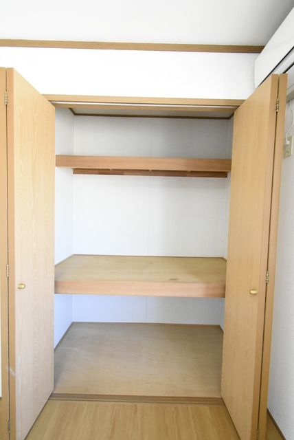 ��ʌ��������܎s����厚���V�n�̃A�p�[�g�̎��[