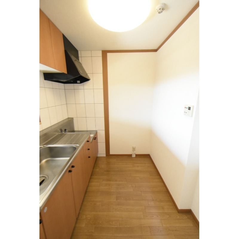 ��ʌ�����s�厚���s�����̃}���V�����̃L�b�`��