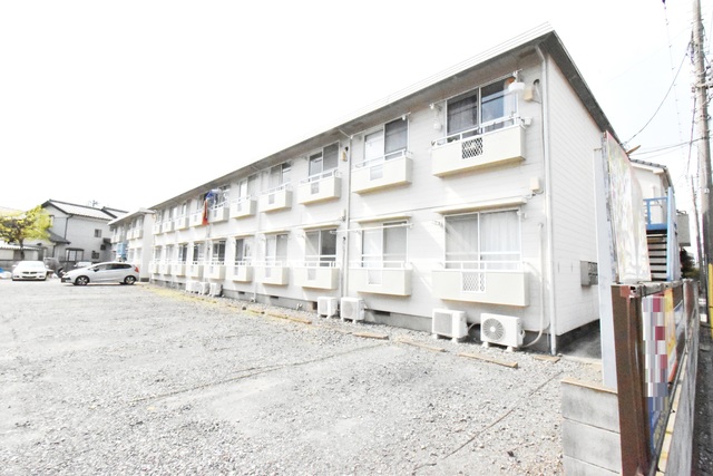 ��ʌ��������܎s��{��㏬���̃A�p�[�g�̌����O��