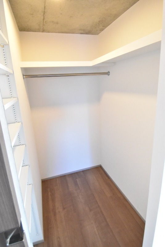 ��ʌ��������܎s�k��y�C���P���ڂ̃}���V�����̎��[