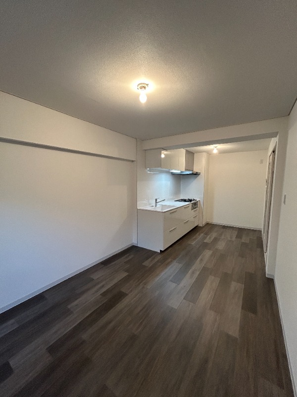 ��ʌ��������܎s��{��g�~���Q���ڂ̃}���V�����̋����E���r���O