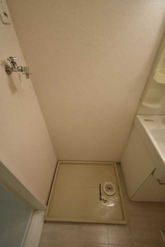 ��ʌ��������܎s��΋���R���ڂ̃A�p�[�g�̂��̑��ݔ�