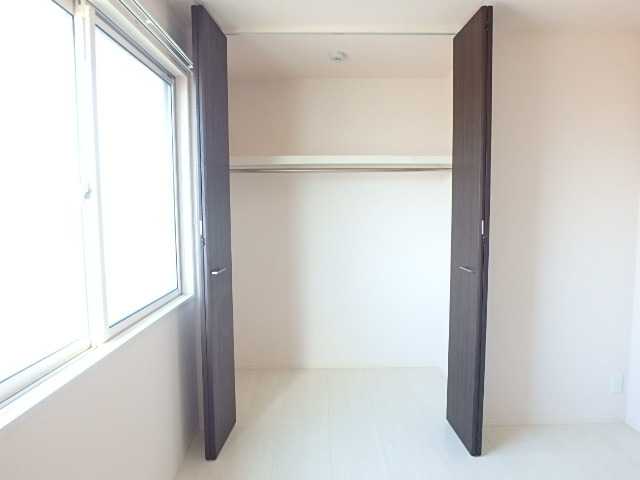 ��ʌ��������܎s���搼��{�R���ڂ̃A�p�[�g�̎��[