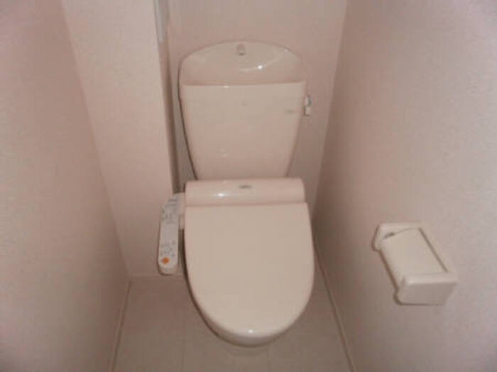 ��ʌ�����s�厚��J�{���̃A�p�[�g�̃g�C��