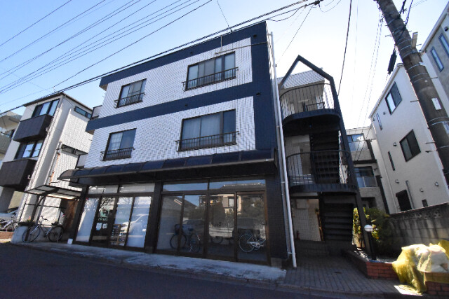 ��ʌ��������܎s��{��V�����Q���ڂ̃}���V�����̃G���g�����X