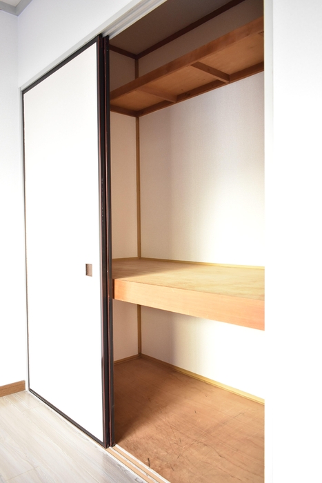 ��ʌ��������܎s��{��O���P���ڂ̃A�p�[�g�̎��[