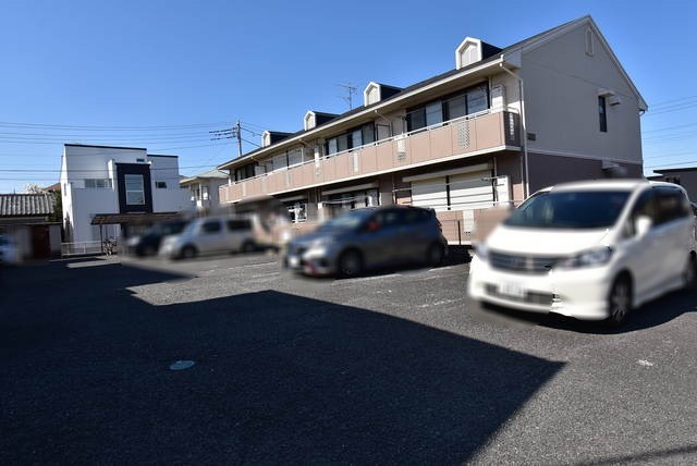 ��ʌ��������܎s����O���U����1701-23�̃A�p�[�g�̌����O��