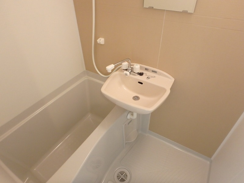 ��ʌ��������܎s��{���Ԓ��P���ڂ̃}���V�����̃o�X