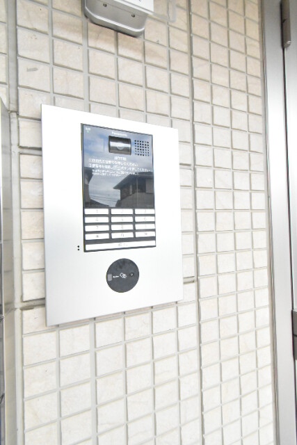 ��ʌ��z�J�s���C�N�^�E���U���ڂ̃A�p�[�g�̂��̑�