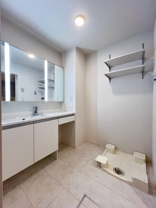 ��ʌ��z�J�s�V�z�J�P���ڂ̃A�p�[�g�̐��ʏ�