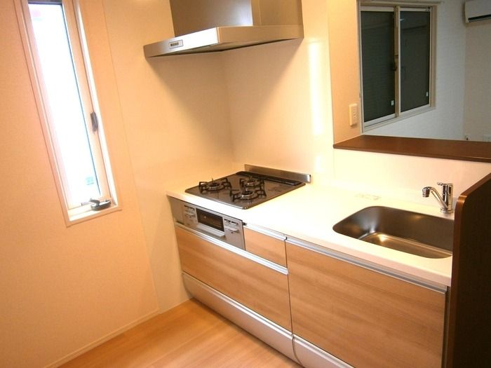 ��ʌ��z�J�s���C�N�^�E���Q���ڂ̃A�p�[�g�̃L�b�`��