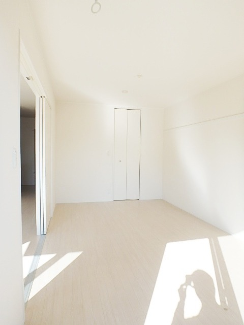 ��ʌ��������܎s���搼��{�R���ڂ̃A�p�[�g�̐Q��