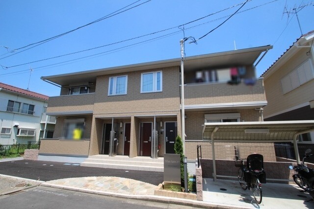 ��ʌ��������܎s�΋�厚����1274-5�̃A�p�[�g�̌����O��