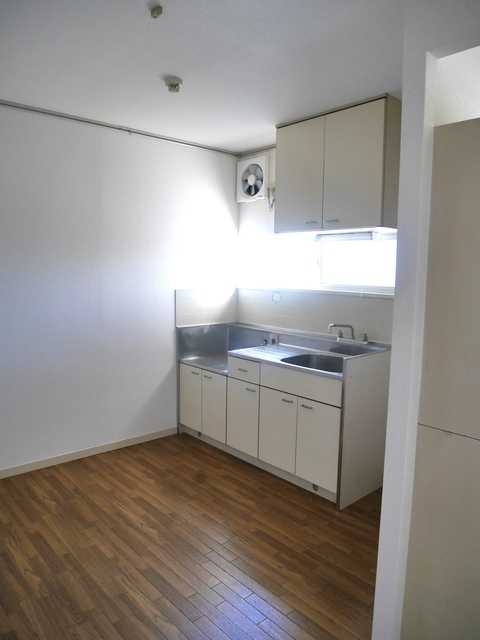 ��ʌ��������܎s�������a�c���P���ڂ̃A�p�[�g�̃L�b�`��