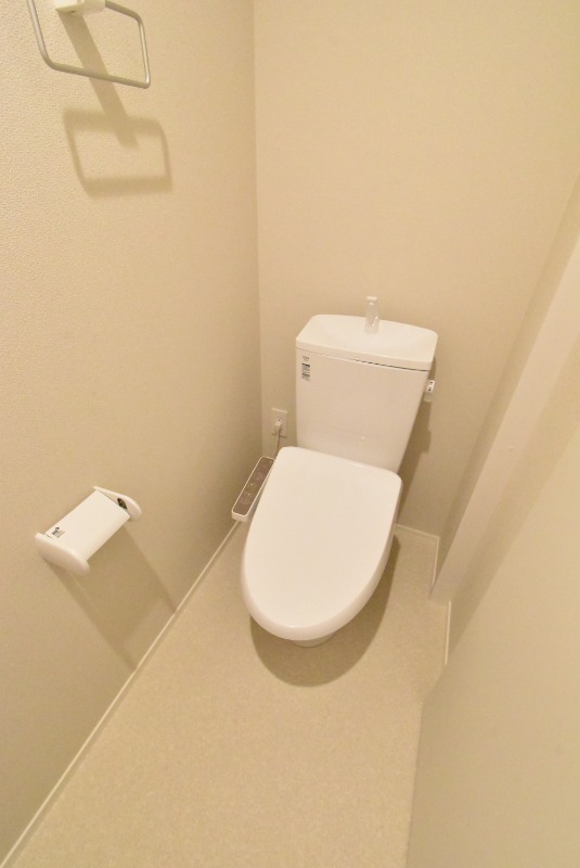 ��ʌ�����s�ŐV���̃}���V�����̃g�C��