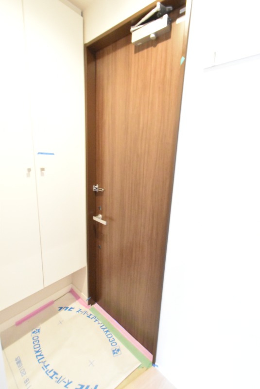 ��ʌ�����s�ŐV���̃}���V�����̌���