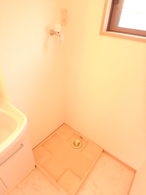 ��ʌ��������܎s�k�擌�听���Q���ڂ̃A�p�[�g�̂��̑�