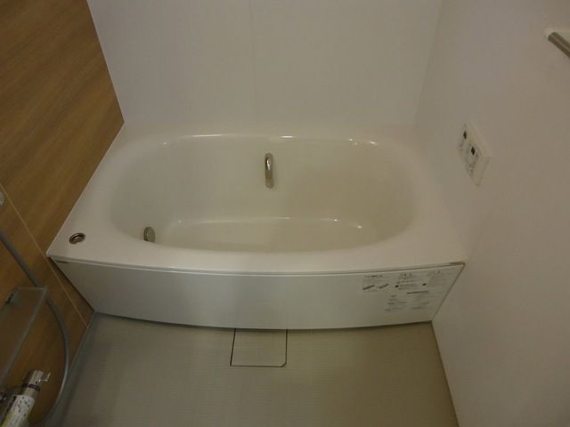 ��ʌ��@�c�s�������̃A�p�[�g�̃o�X