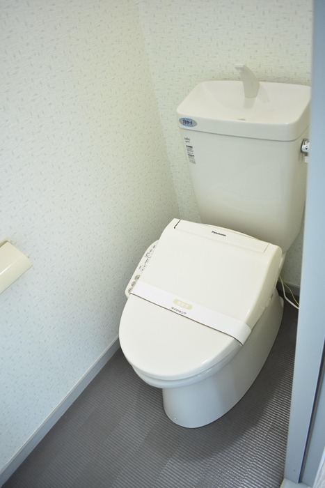 ��ʌ�����s�厚��J�{���̃A�p�[�g�̃g�C��