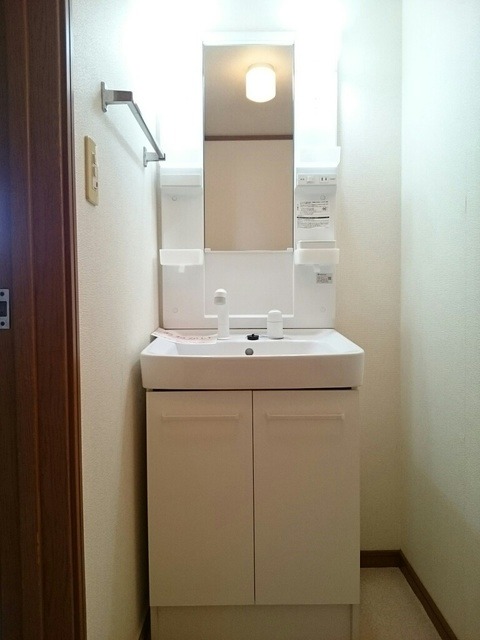 ��ʌ��������܎s��΋�厚�{�h�̃A�p�[�g�̐��ʏ�