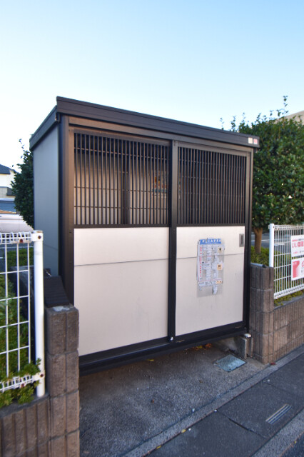 ��ʌ��������܎s��΋�厚�{�h�̃A�p�[�g�̂��̑�