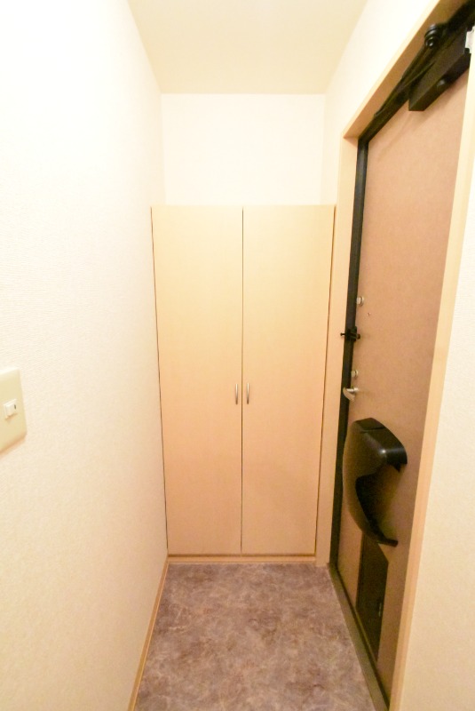 ��ʌ�����s������U���ڂ̃A�p�[�g�̌���