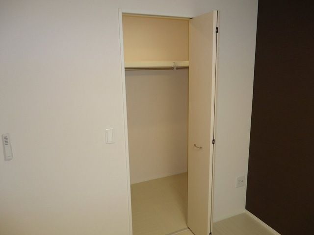 ��ʌ��@�c�s�������̃A�p�[�g�̎��[