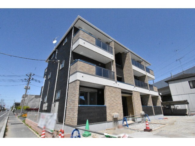 ��ʌ������s���S���ڂ̃A�p�[�g�̌����O��