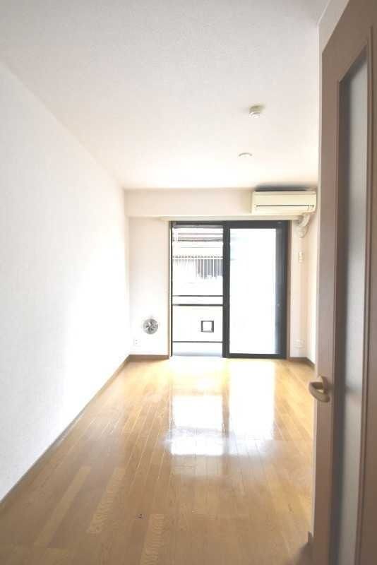 ��ʌ��������܎s�Y�a���ՂP�O���ڂ̃}���V�����̋��ԁE���r���O