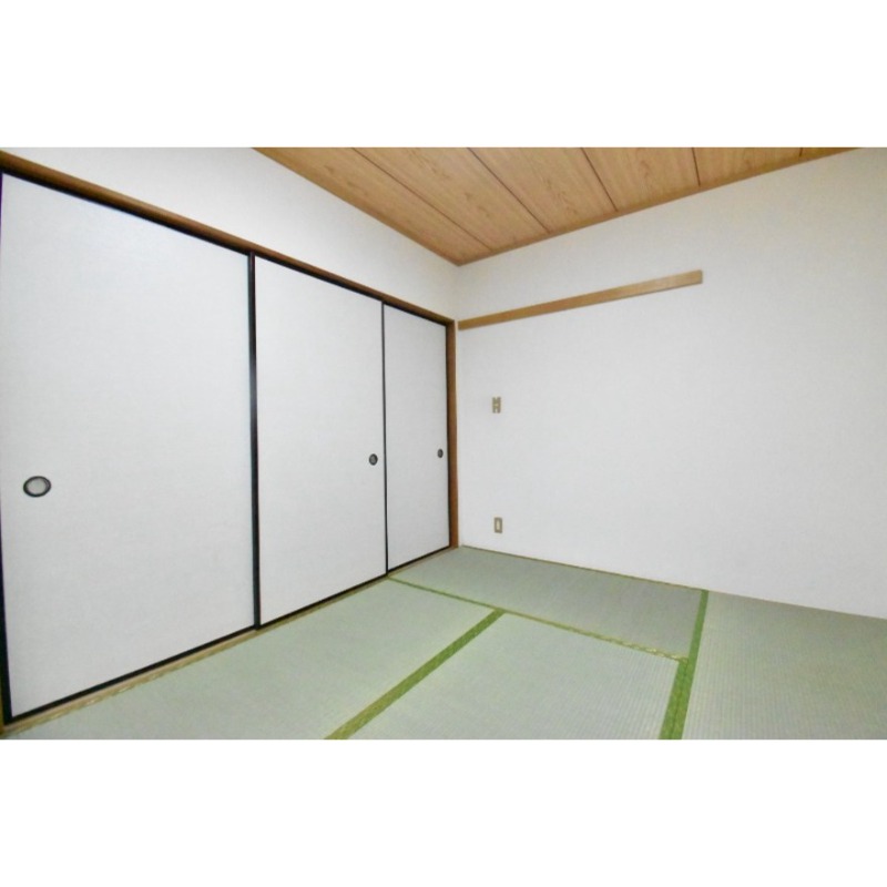 ��ʌ�����s�˒˂R���ڂ̃A�p�[�g�̂��̑�