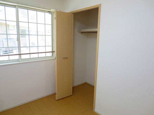 ��ʌ�����s���{���Q���ڂ̃A�p�[�g�̎��[