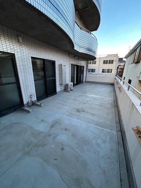 ��ʌ�����s�����R���ڂ̃}���V�����̂��̑�