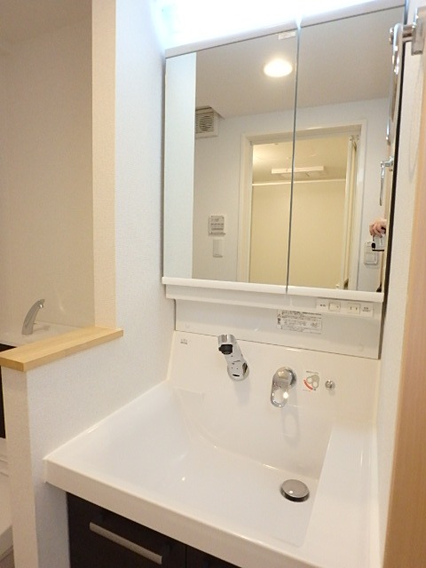 ��ʌ��������܎s�k�擌�听���P���ڂ̃}���V�����̐��ʏ�