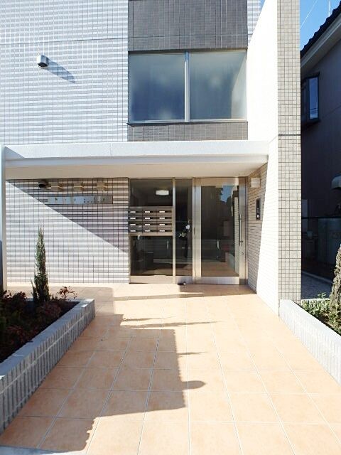 ��ʌ��������܎s�k�擌�听���P���ڂ̃}���V�����̃G���g�����X