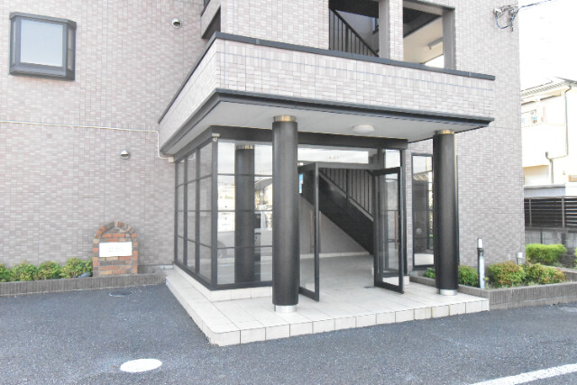 ��ʌ������s���W���ڂ̃}���V�����̃G���g�����X