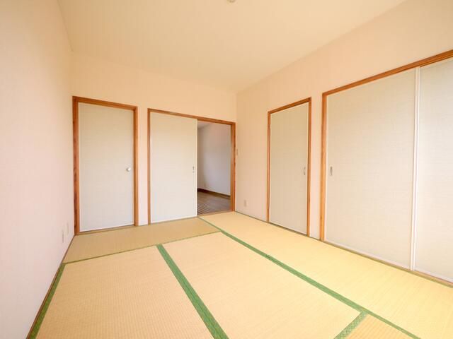 ��ʌ��������܎s��{��O���R���ڂ̃e���X�n�E�X�̂��̑�