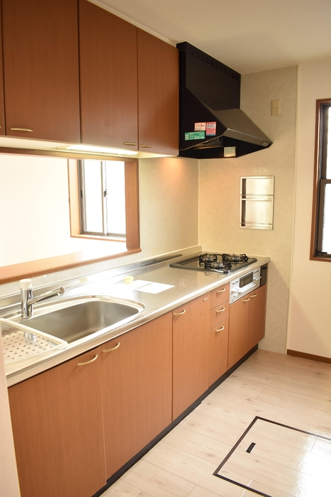 ��ʌ��������܎s��{��O���P���ڂ̃e���X�n�E�X�̃L�b�`��