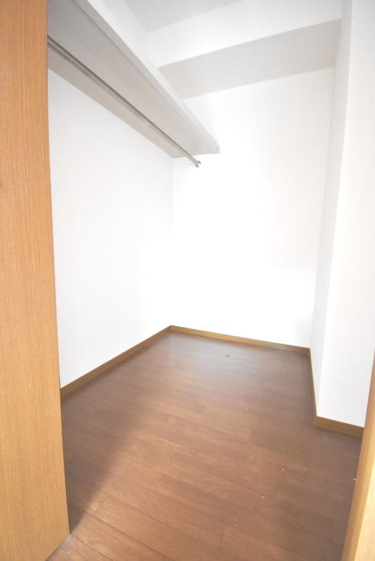 ��ʌ��������܎s��{��O���P���ڂ̃e���X�n�E�X�̎��[