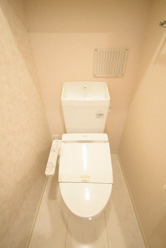 ��ʌ��������܎s�k��y�C���P���ڂ̃A�p�[�g�̃g�C��