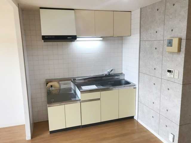 ��ʌ�����s�厚�����̃}���V�����̃L�b�`��