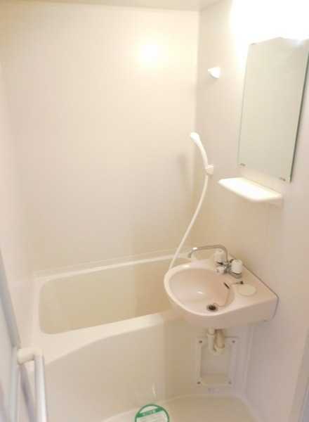 ��ʌ��������܎s��{��{���Q���ڂ̃}���V�����̃o�X