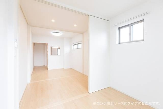 ��ʌ��������܎s�΋擌�Y�a�Q���ڂ̃A�p�[�g�̋��ԁE���r���O