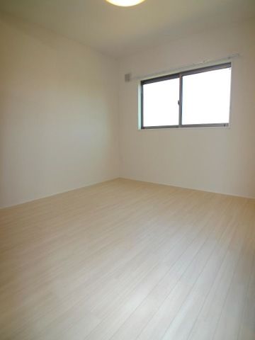 ��ʌ�����s�厚���L�˂̃A�p�[�g�̂��̑������E�X�y�[�X