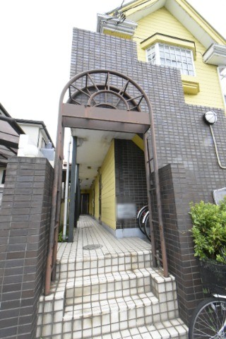 ��ʌ��������܎s�����擌��{�S���ڂ̃A�p�[�g�̃G���g�����X