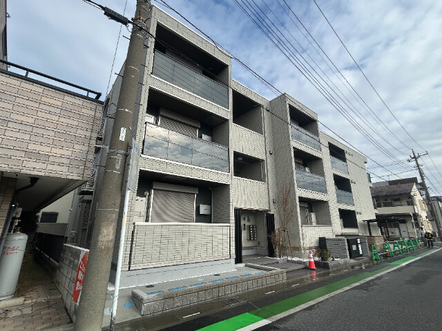 ��ʌ��������܎s�k��{�����S���ڂ̃A�p�[�g�̌����O��